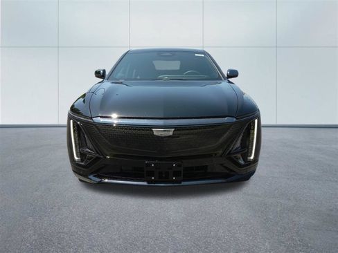 New 2026 Cadillac Lyriq Sport w/ LPO, ONYX Package AWD/4WD image 5