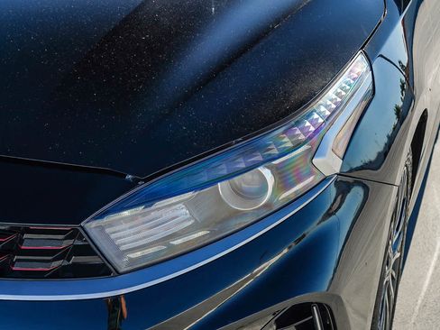 Used 2022 Kia Forte GT-Line image 9