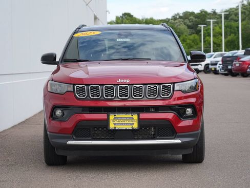Used 2025 Jeep Compass Limited AWD/4WD image 8