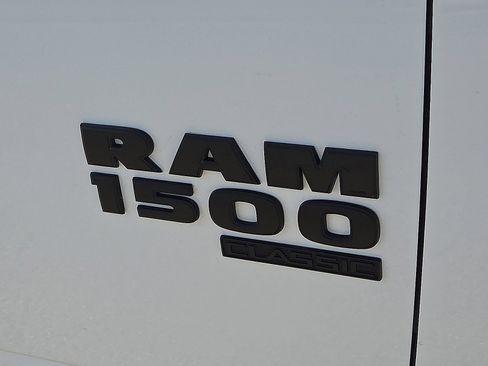 Used 2024 RAM 1500 Warlock AWD/4WD image 11