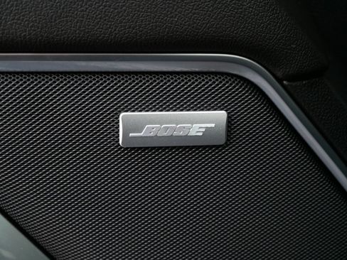 Used 2024 GMC Sierra 1500 SLT w/ SLT Premium Package image 25