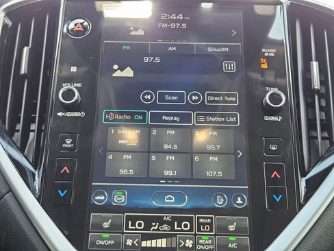 Used 2025 Subaru Ascent Limited AWD/4WD image 23