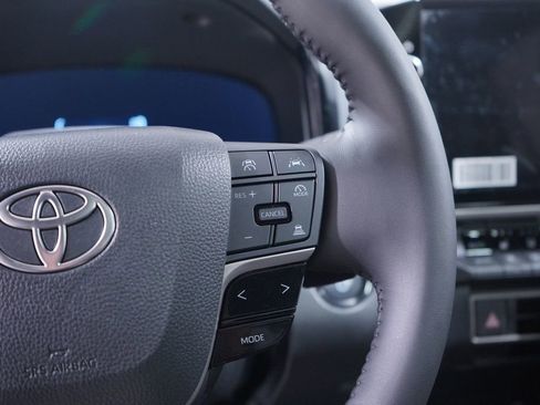 Used 2026 Toyota Camry XSE w/ Premium Plus Package image 20