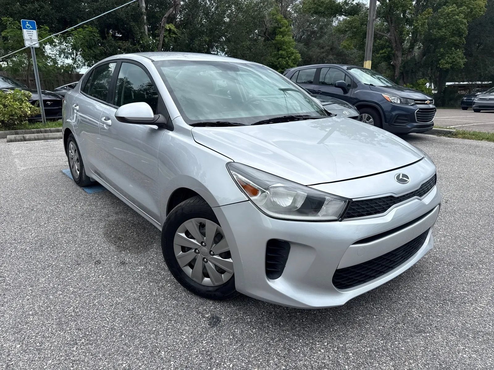 Used 2020 Kia Rio S FWD image 5