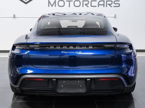 Used 2022 Porsche Taycan 4S image 10