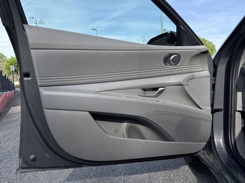 New 2026 Hyundai Elantra SEL Sport Premium FWD image 10