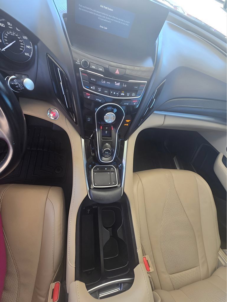 Used 2020 Acura RDX w/ Technology Package FWD image 7