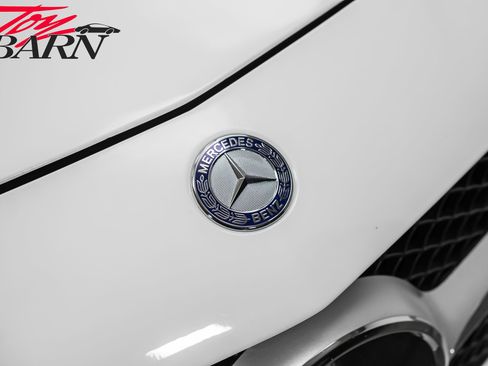 Used 2015 Mercedes-Benz SL 550 image 17