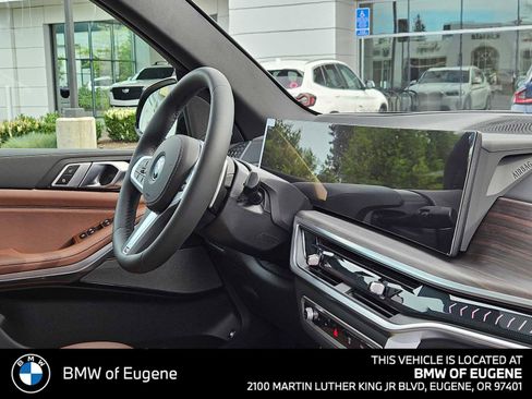 New 2026 BMW X5 xDrive50e image 12