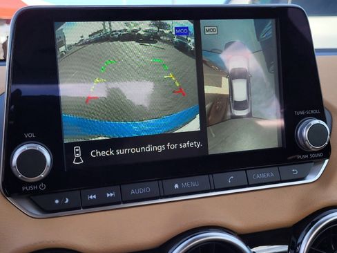 New 2025 Nissan Sentra SV w/ SV Premium Package image 18