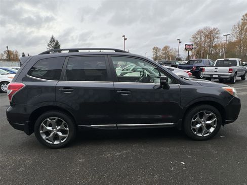 Used 2016 Subaru Forester 2.5i Touring w/ Eyesight & Navigation System image 6
