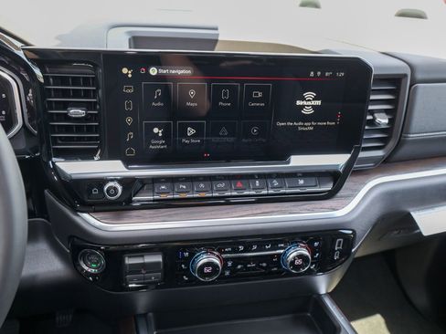 New 2026 GMC Sierra 1500 SLT image 13