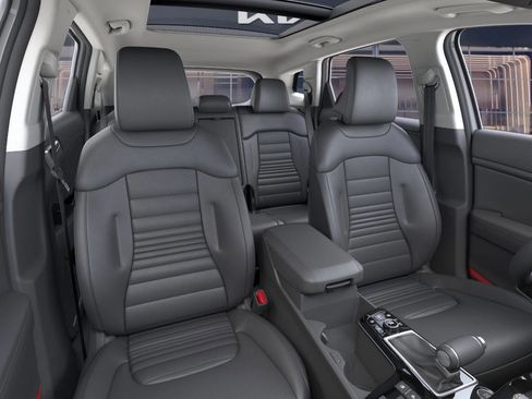 New 2025 Kia Sportage SX image 15