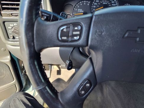 Used 2006 Chevrolet Silverado 1500 LT w/ Light Duty Power Package image 14