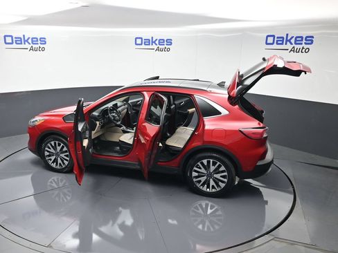 Used 2020 Ford Escape Titanium AWD/4WD image 62