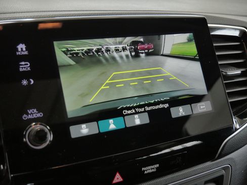 Used 2022 Honda Passport TrailSport image 31