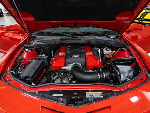 Used 2010 Chevrolet Camaro SS w/ RS Package RWD image 15