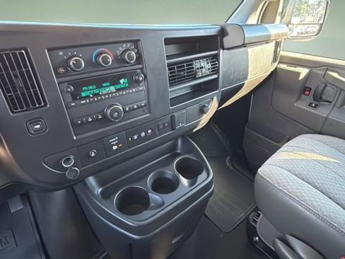 Used 2025 Chevrolet Express 3500 LT w/ LT Preferred Equipment Group image 23