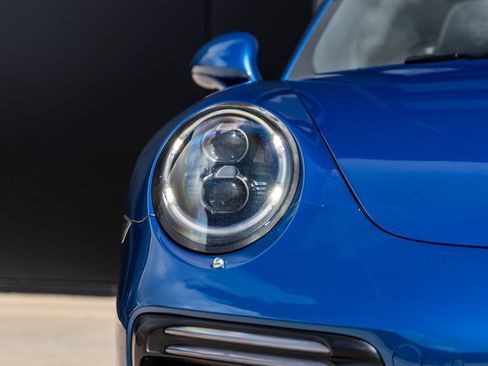 Certified 2017 Porsche 911 Turbo S AWD/4WD image 19