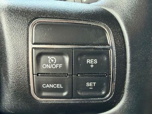 Certified 2016 Jeep Wrangler Unlimited Rubicon w/ Connectivity Group AWD/4WD image 18