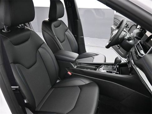 New 2026 Jeep Compass Latitude image 26