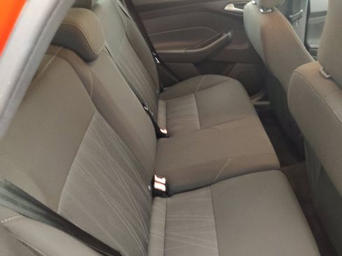 Used 2016 Ford Focus SE FWD image 19