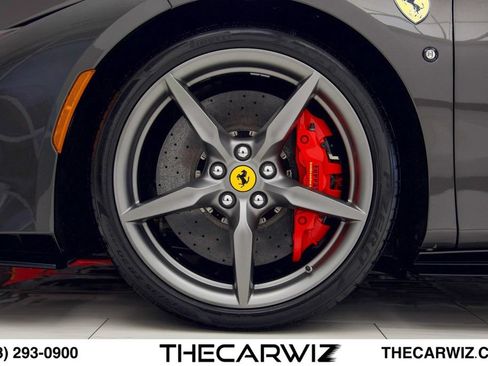 Used 2022 Ferrari F8 Tributo RWD image 13
