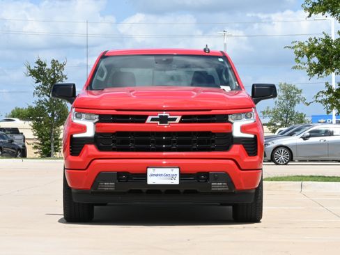 Used 2023 Chevrolet Silverado 1500 RST AWD/4WD image 3