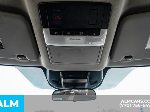 Used 2025 Nissan Rogue SV image 59