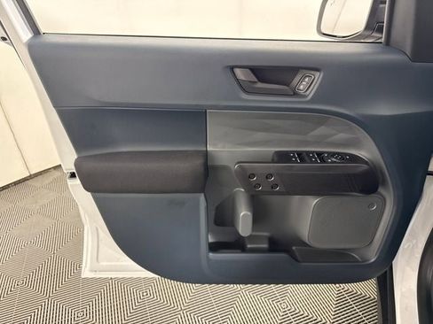 New 2026 Ford Maverick XL image 19