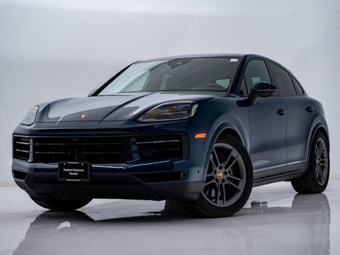 Certified 2024 Porsche Cayenne Coupe image 1