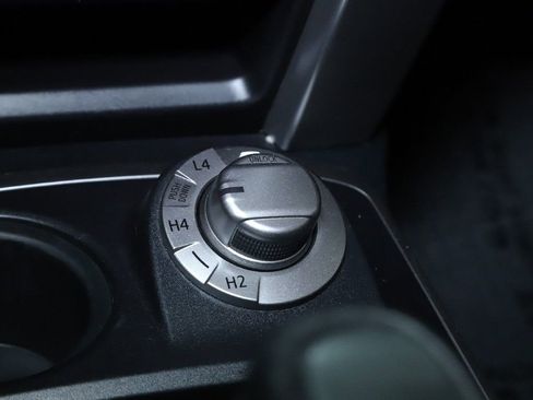 Used 2019 Toyota 4Runner SR5 Premium AWD/4WD image 30
