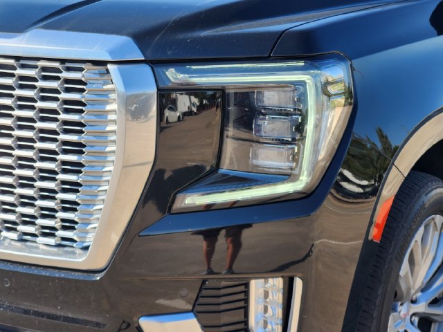 Used 2022 GMC Yukon Denali AWD/4WD image 9