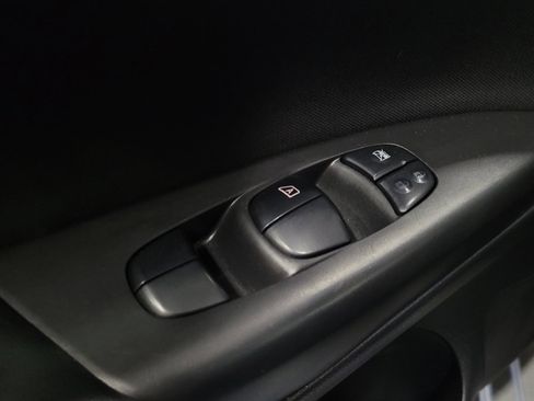 Used 2019 Nissan Sentra SV FWD image 27