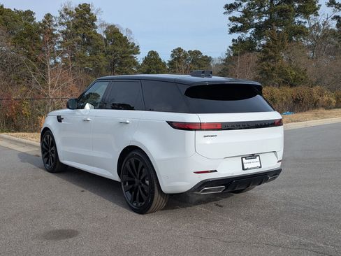 New 2026 Land Rover Range Rover Sport Dynamic SE image 7
