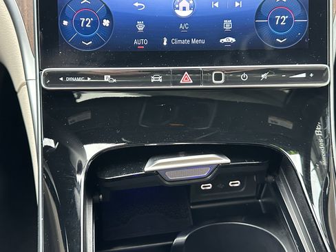 Certified 2025 Mercedes-Benz C 300 4MATIC Sedan image 23