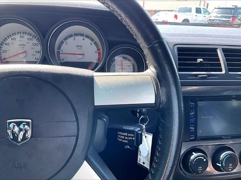 Used 2009 Dodge Challenger R/T RWD image 20