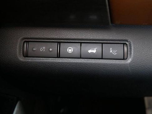 Certified 2023 Nissan Pathfinder Platinum w/ Cargo Package AWD/4WD image 28