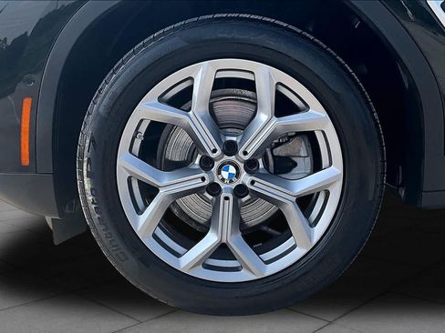 Used 2025 BMW X4 xDrive30i AWD/4WD image 10