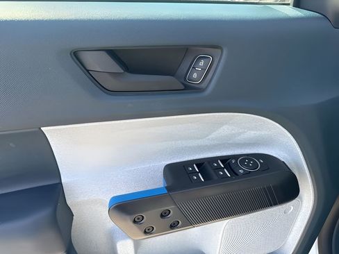 Used 2025 Ford Maverick XLT w/ Equipment Group 302A image 23