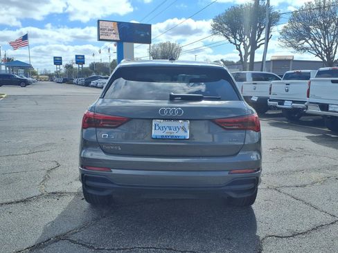 Used 2025 Audi Q3 2.0T Premium image 22