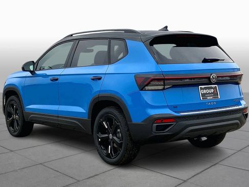 New 2026 Volkswagen Taos SE AWD/4WD image 11