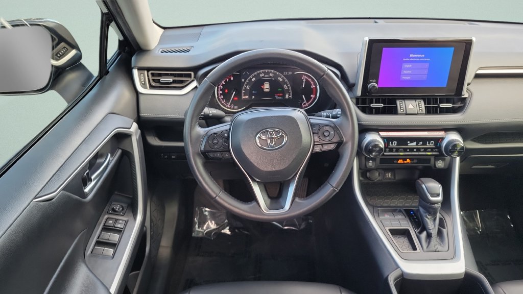 Used 2024 Toyota RAV4 XLE Premium FWD image 11