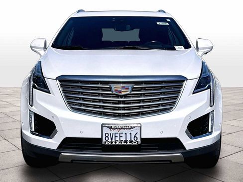Used 2019 Cadillac XT5 Platinum AWD/4WD image 3
