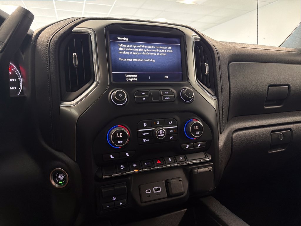 Used 2021 Chevrolet Silverado 1500 RST AWD/4WD image 15