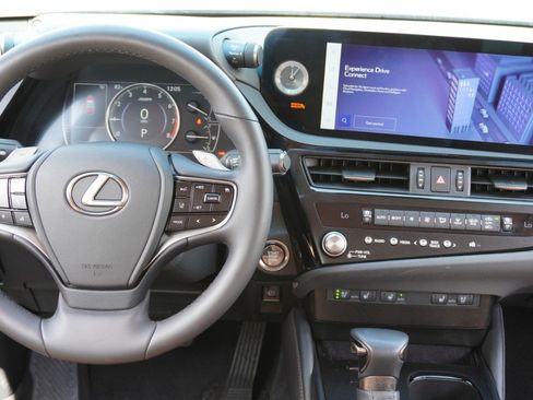 Used 2024 Lexus ES 350 w/ Premium Package image 27