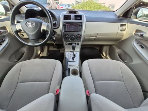 Used 2013 Toyota Corolla LE FWD image 15