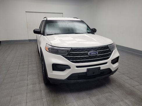 Used 2023 Ford Explorer XLT RWD image 14
