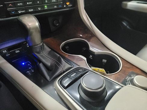 Used 2016 Lexus RX 350 AWD w/ Premium Package image 26