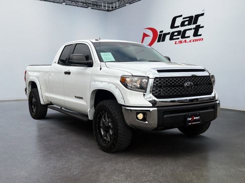 Used 2018 Toyota Tundra SR5 w/ SR5 Upgrade Package image 1